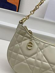 Dior CD Lounge Bag White Oblique 26 x 15 x 5.5 cm - 4