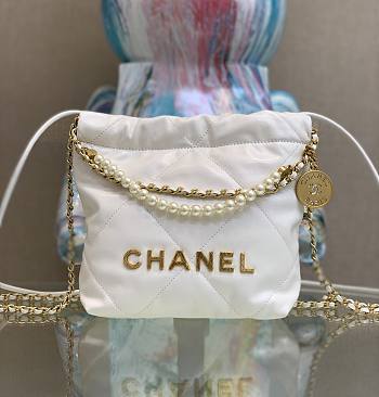 Chanel 22 Mini Handbag Gold White 20x19x6cm