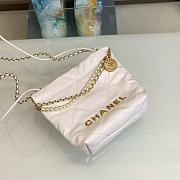 Chanel 22 Mini Handbag Gold White 20x19x6cm - 4