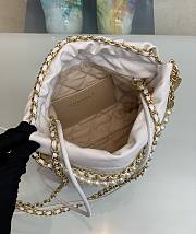 Chanel 22 Mini Handbag Gold White 20x19x6cm - 2