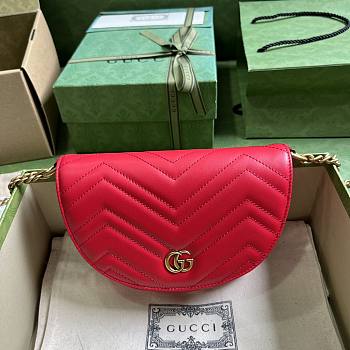 Gucci GG Marmont Matelasse Chain Mini Bag Red 20x14.5x4cm