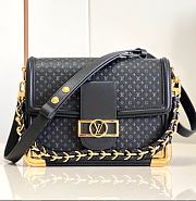 Louis Vuitton LV Dauphine MM H27 Black 25x17x10.5cm - 1