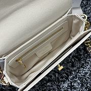 Dior 30 Montaigne Avanue Bag White 22.5 x 12.5 x 6.5 cm - 6