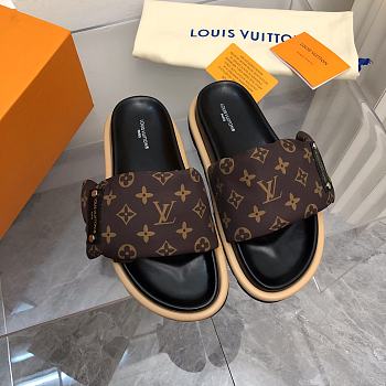Louis Vuitton LV Pool Pillow Flat Comfort Mule