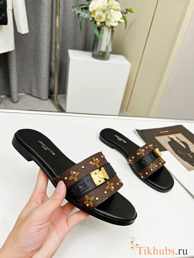 Louis Vuitton LV Lock It Flat Mule Black - 1