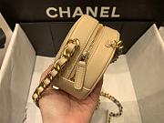 Chanel 19 Round Clutch With Chain Beige Gold 12x12x4.5cm - 4