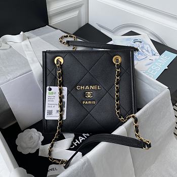 Chanel Black Leather Shoulder Bag 21x23x11cm