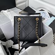 Chanel Black Leather Shoulder Bag 21x23x11cm - 3