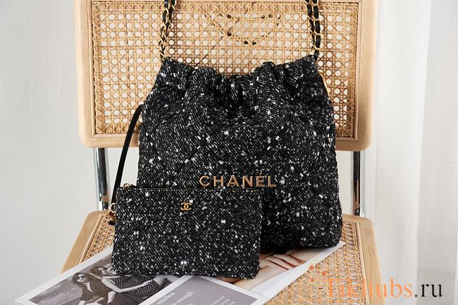 Chanel 22 Handbag Tweed 35x37x7cm - 1