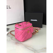 Chanel Lambskin Quilted Pearl Crush Mini Vanity Case Pink 8.5x11x7cm - 5