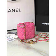 Chanel Lambskin Quilted Pearl Crush Mini Vanity Case Pink 8.5x11x7cm - 4