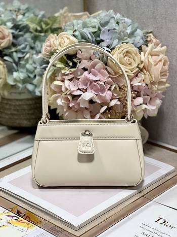 Dior Small Key Bag White Box Calfskin 22 x 12.5 x 12 cm