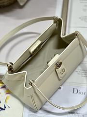 Dior Small Key Bag White Box Calfskin 22 x 12.5 x 12 cm - 2