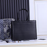 Dior Medium Book Tote Black Calfskin 36 x 27.5 x 16.5 cm - 4