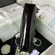 Chanel Mini Bi Color Chain Patent Leather Bag Black Green 22 x 23 x 5.5 cm - 5