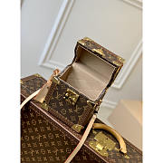 Louis Vuitton LV Camera Box Monogram 17.5 x 21.5 x 10.5 cm - 2