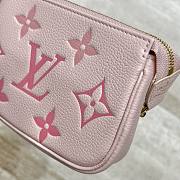 Louis Vuitton LV Pochette Accessories Mini Rosebud 15.5 x 10.5 x 4 cm - 2