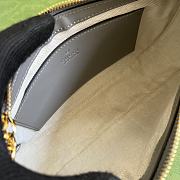 Gucci GG Matelasse Handbag Gray 25x15x8cm - 6