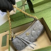 Gucci GG Matelasse Handbag Gray 25x15x8cm - 3