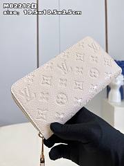 Louis Vuitton LV Zippy Wallet Cream 19.5 x 10.5 x 2.5 cm - 5