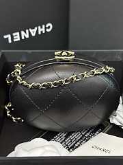 Chanel Clutch With Chain Lambskin Black 8.5x12x6cm - 4