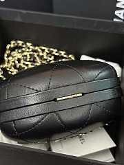 Chanel Clutch With Chain Lambskin Black 8.5x12x6cm - 3