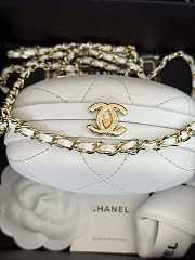 Chanel Clutch With Chain Lambskin White 8.5x12x6cm - 3