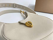 Bvlgari Serpenti Ellipse Shoulder Bag White 25.5 x 25 x 5.5 cm - 2