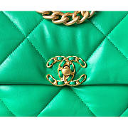 Chanel 19 Small Green Lambskin Bag 26cm - 2