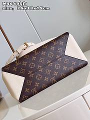 Louis Vuitton LV Vendôme Opera BB Cream 26x18x15cm - 2