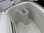 Chanel Vanity Top Handle White Lambskin Gold 9.5x17x8cm - 6