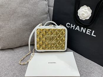 Chanel Vanity Case White Gold Limited Edition 17cm