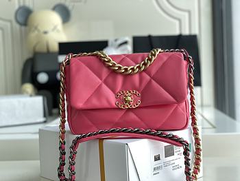 Chanel 19 Flap Bag Pink 26cm