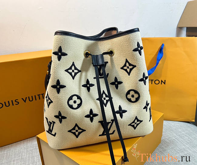 Louis Vuitton LV Néonoé MM Black 26 x 26 x 17.5 cm - 1