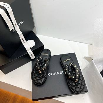 Chanel 23P Black Padded Pool Thong Slide Flat Sandal