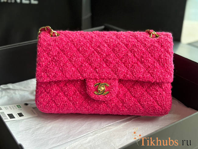 Chanel Medium Flap Bag Pink 25cm - 1