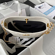 Chanel Hobo White Caviar Gold Bag 24.5x21.5x8cm - 5