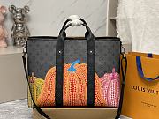 Louis Vuitton Weekend Tote LV x YK Monogram 43 x 34 x 17.5 cm - 2