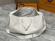 Louis Vuitton LV Keepall Bandoulière 50 White 50 x 29 x 23 cm - 4