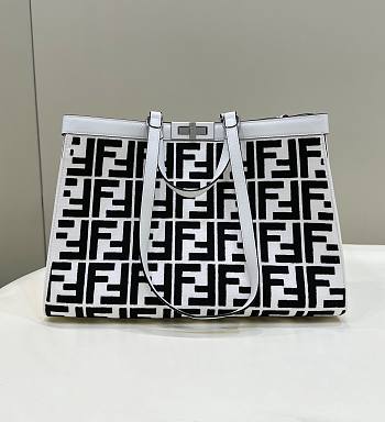 Fendi X-Tote White Canvas Shopper FF Black White 41x16x29.5cm