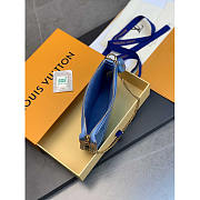 Louis Vuitton LV Mini Pochette Accessoires Blue 15.5 x 10.5 x 4 cm - 5