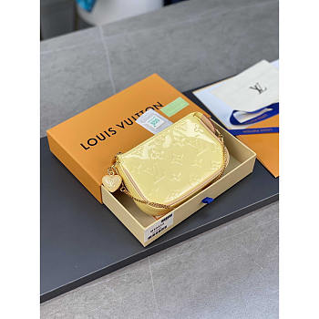Louis Vuitton LV Mini Pochette Accessoires Banana Fizz Yellow 15.5 x 10.5 x 4 cm