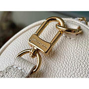 Louis Vuitton LV Papillon BB Cream 20x10x10cm - 3