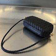 Bottega Veneta Knot On Strap Black 20x12x5.5cm - 5