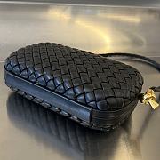 Bottega Veneta Knot On Strap Black 20x12x5.5cm - 3