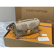 Louis Vuitton LV Pochette Métis East West Tourterelle Bag 21.5x6x13.5cm - 3