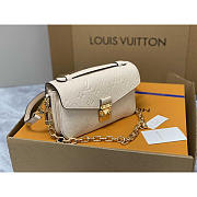 Louis Vuitton LV Pochette Métis East West Creme Bag 21.5x6x13.5cm - 6