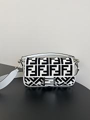 Fendi Baguette White Black Canvas Bag 27x15x6cm - 1