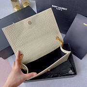 YSL Medium Kate White Crocodile Gold 24x14.5x5cm - 2