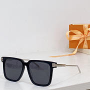 Louis Vuitton Rise Square Sunglasses Black - 1